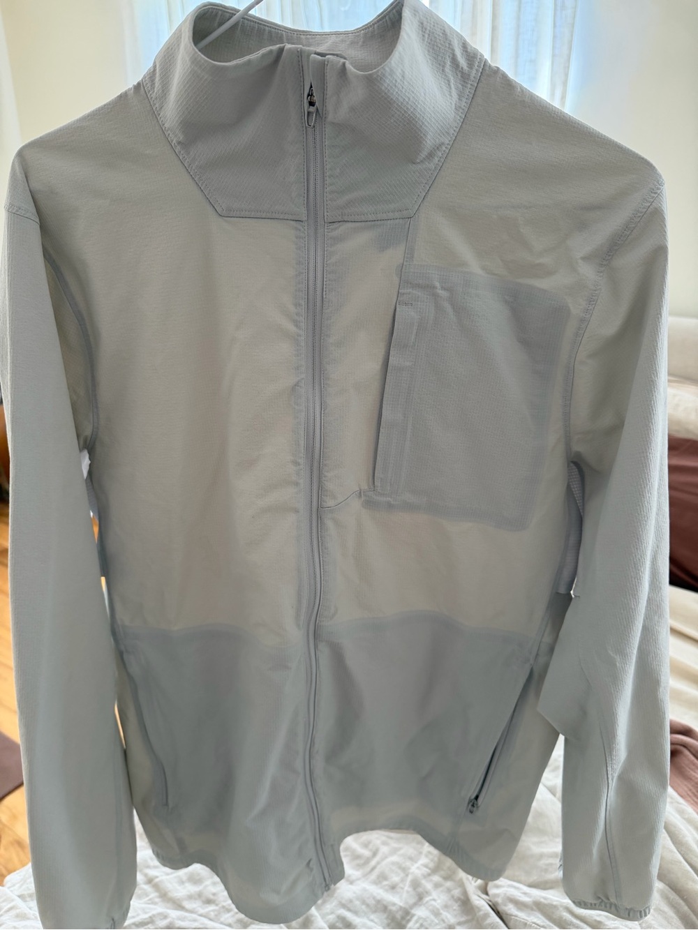 Water Repellent Lululemon Men’s Lightweight Full Zip Jacket Gray Size Small
